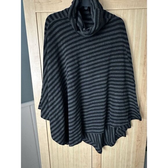 Soft Surroundings Poncho Women One Size Gray Black Stripe Cowl Neck Sweater Cozy - Picture 4 of 5